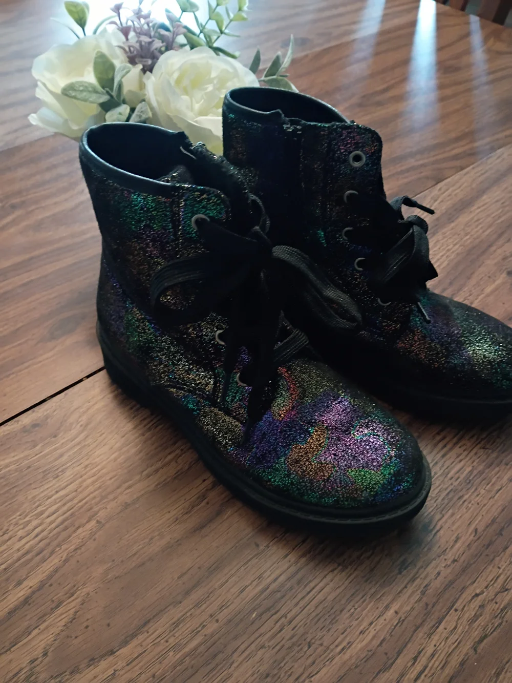 Sprox Size 2 Youth Iridescent Combat Boots